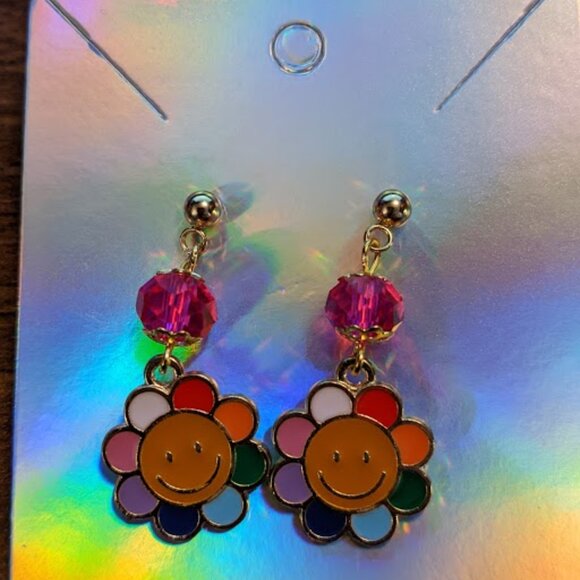 ☮️✌️Hippie Flower Earrings - Picture 4 of 7